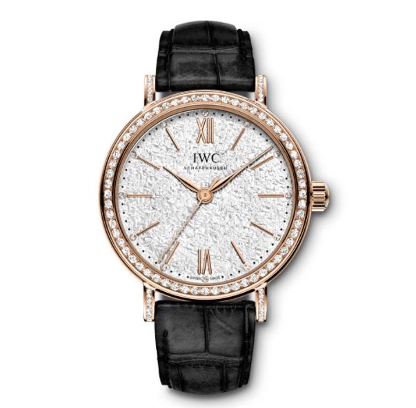 The 18k rose gold copy watches have black leather straps.