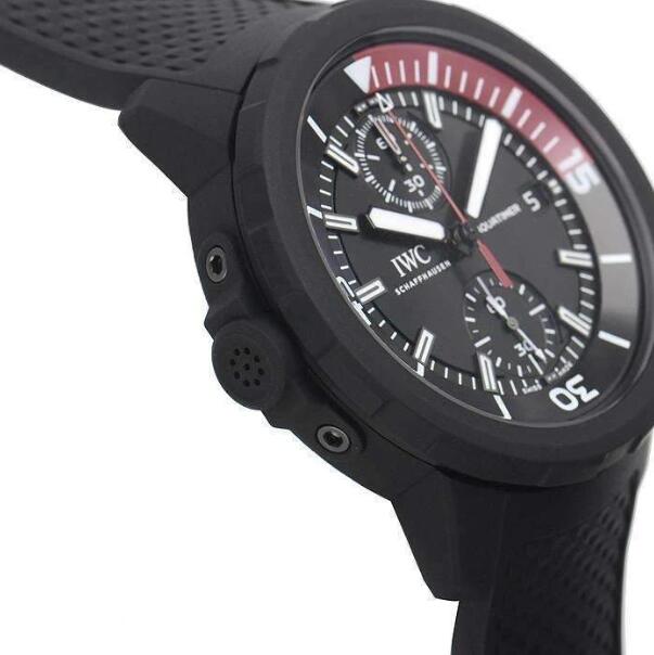 The stainless steel fake watch has a black rubber strap.